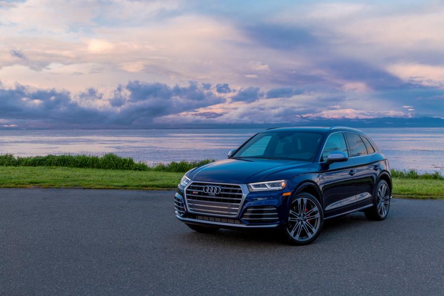  Audi SQ5 3.0 TFSI 2017 года  (NA) (фото 5 из 55)